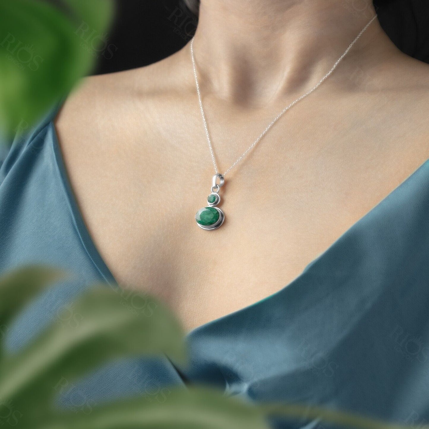 925 Sterling Silver Emerald Gemstone Pendant Women Chain Necklace Gift Boxed